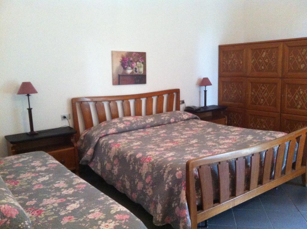 בונאסולה Hotel Pensione Moderna חדר תמונה