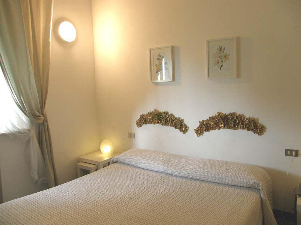 בונאסולה Hotel Pensione Moderna מראה חיצוני תמונה