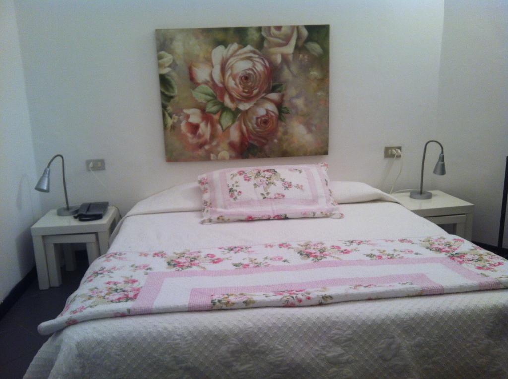 בונאסולה Hotel Pensione Moderna מראה חיצוני תמונה